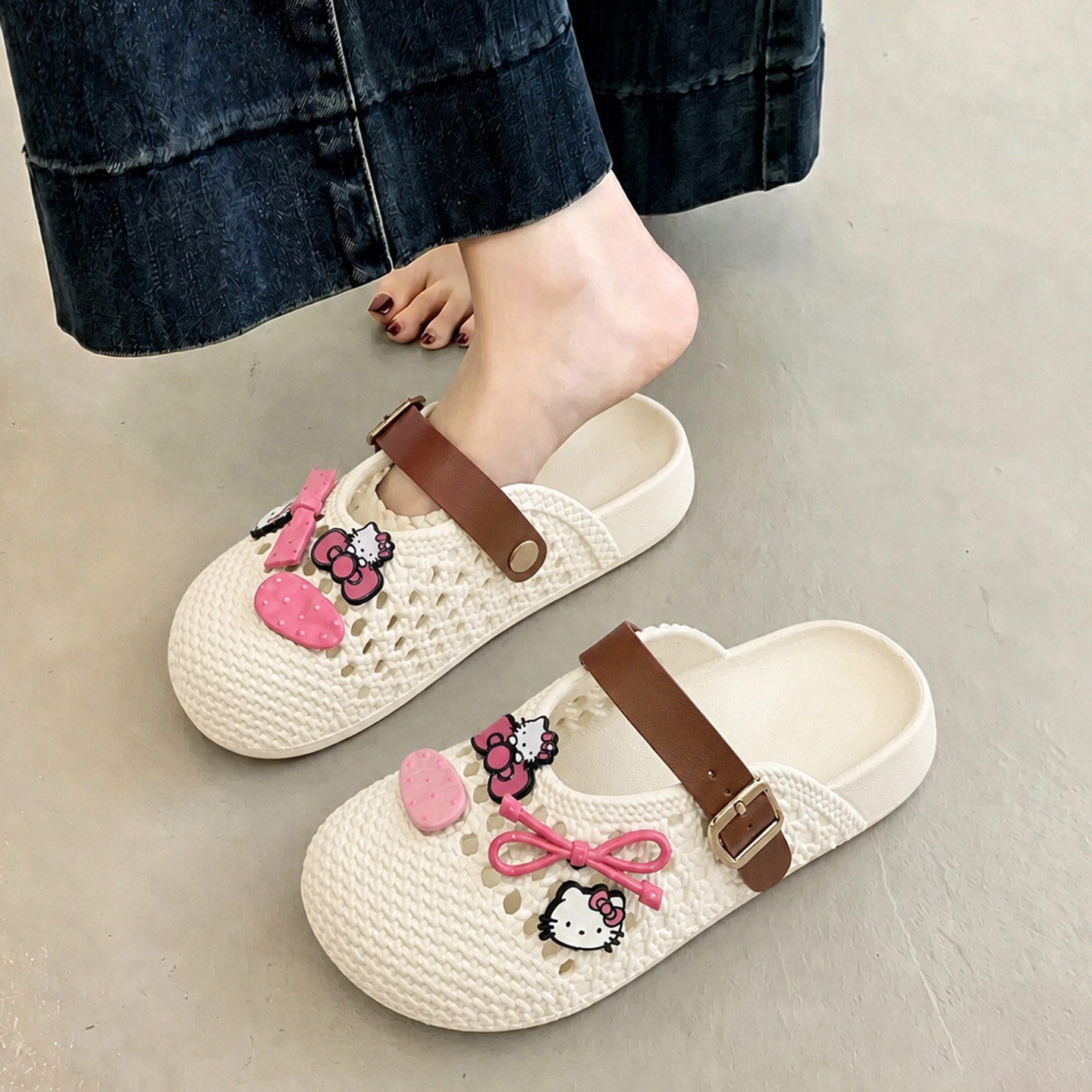 Summer Women Hollow Out Slippe - đánh giá và giá Water Shoes